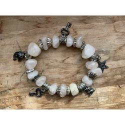 Lot de 4 bracelets fantaisie