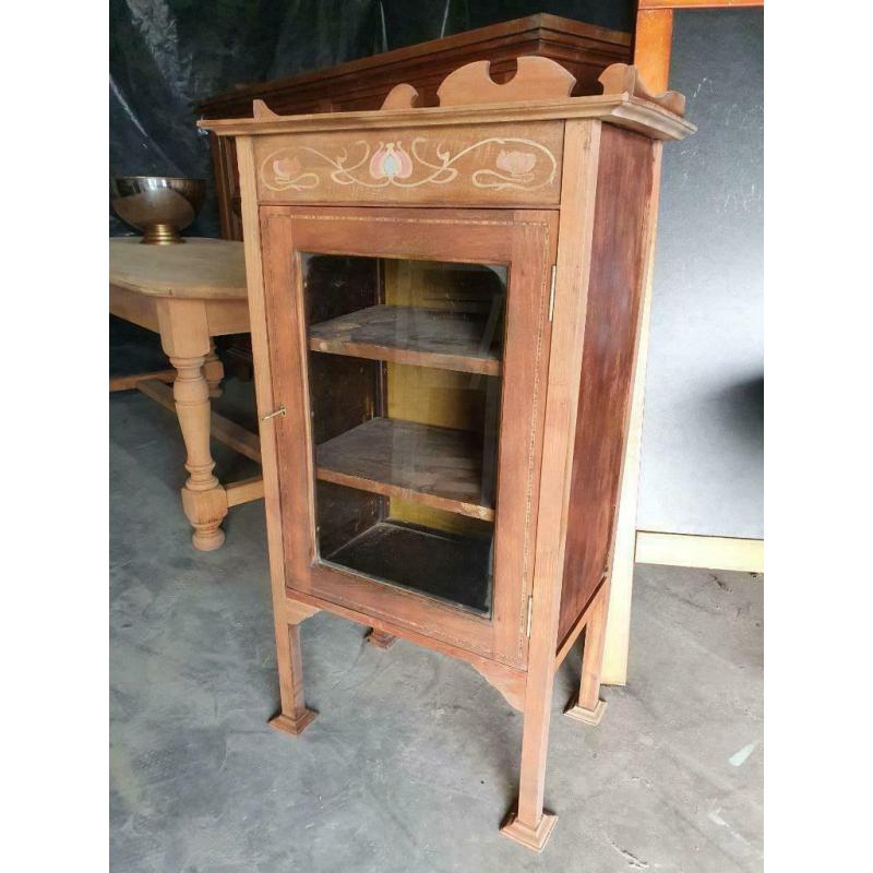 Antieke Vitrine Kastje