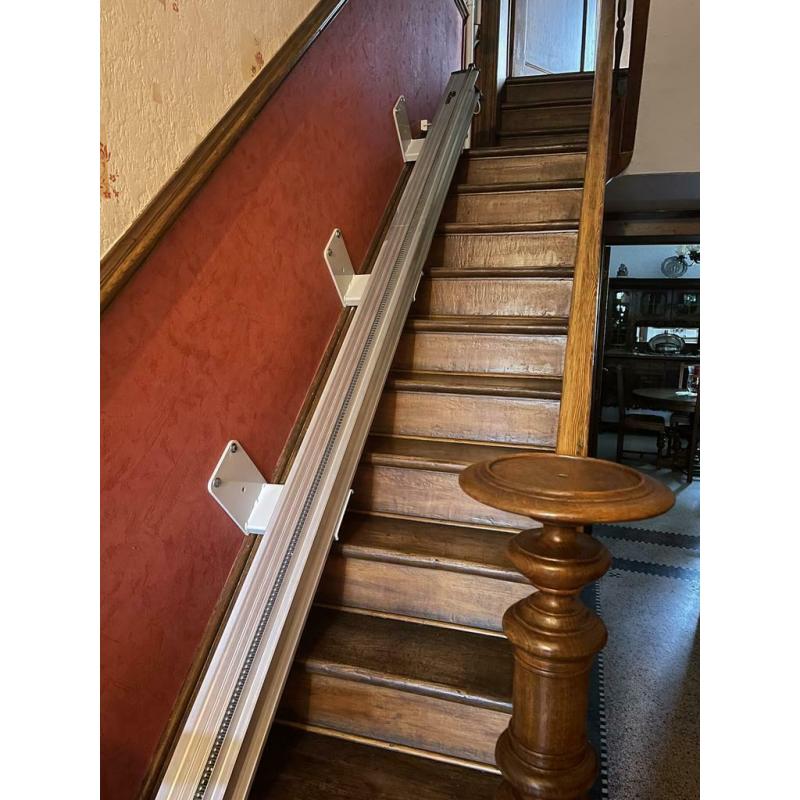 Monte escalier