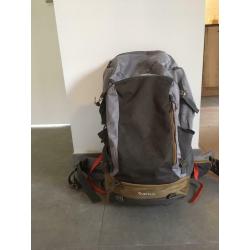 Trekrugzak quechua escape 70