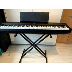 piano Yamaha P125