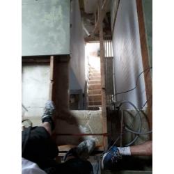alle renovatiewerken. Poolse aannemer Belgische factuur
