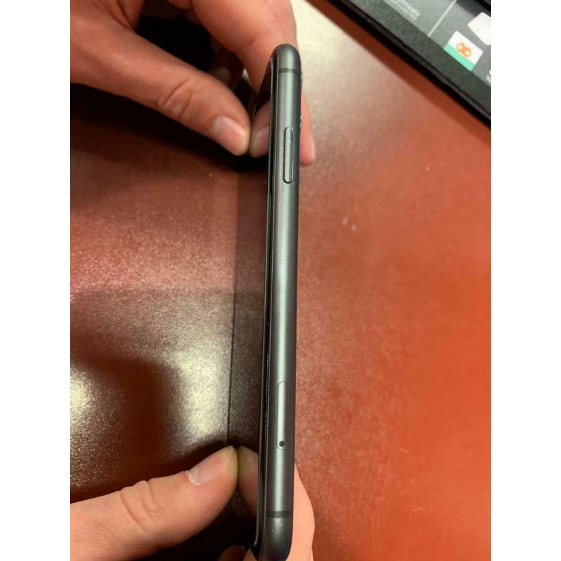 APPLE IPHONE 11 128gb garantie apple jusqu'à mars 2021