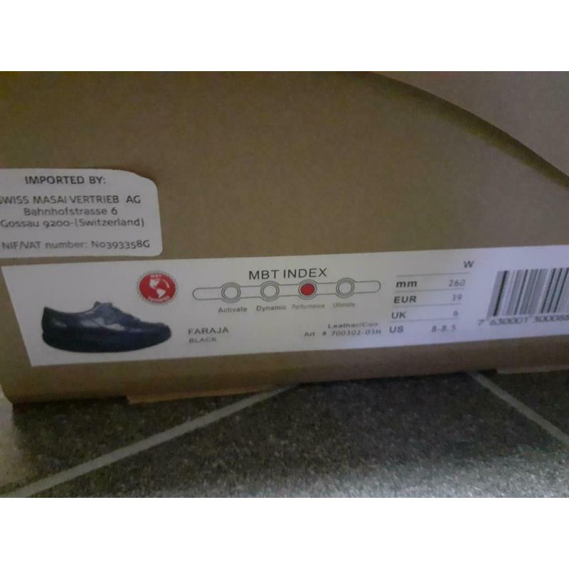 Nieuw MBT schoenen maat 39