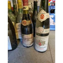 Vieux vins à vendre en lot.