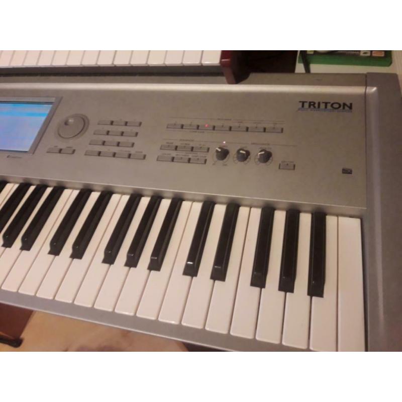 Korg Triton classic 61
