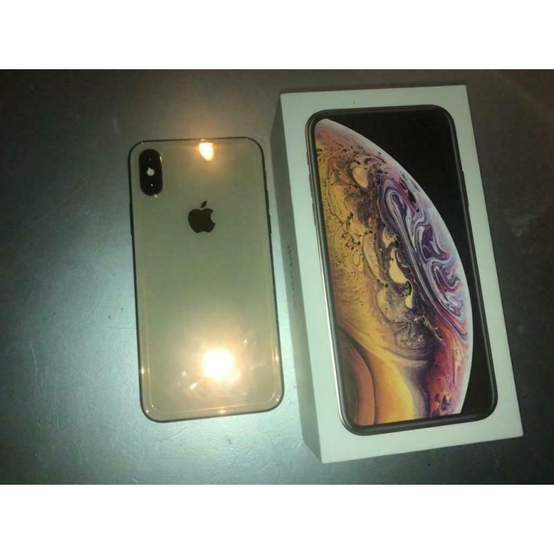 iPhone XS