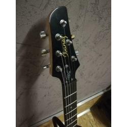 Ibanez NDM4 + Marshall MG101FX + effectpedalen