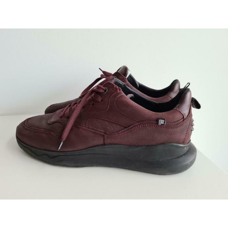 sneakers Floris van Bommel maat 9,5