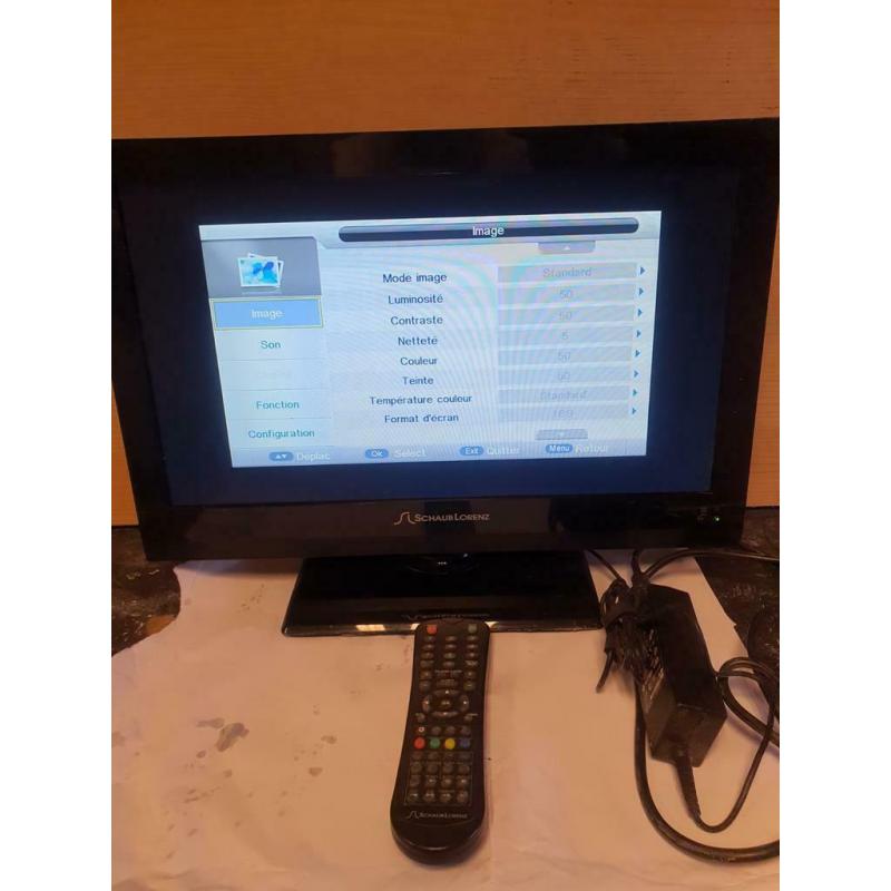 Écran plat avec télécommande