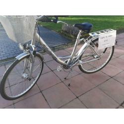 Grijze fiets citystar
