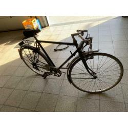 Herenfiets te koop (banden te vernieuwen)