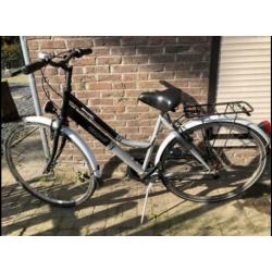 Tiener meisjes fiets