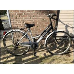 Tiener meisjes fiets