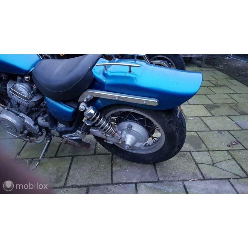 Bobber kont met zadel en ophanging Yamaha XV 700/750 Virago