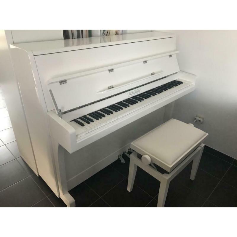 Piano Nordfeld Wit
