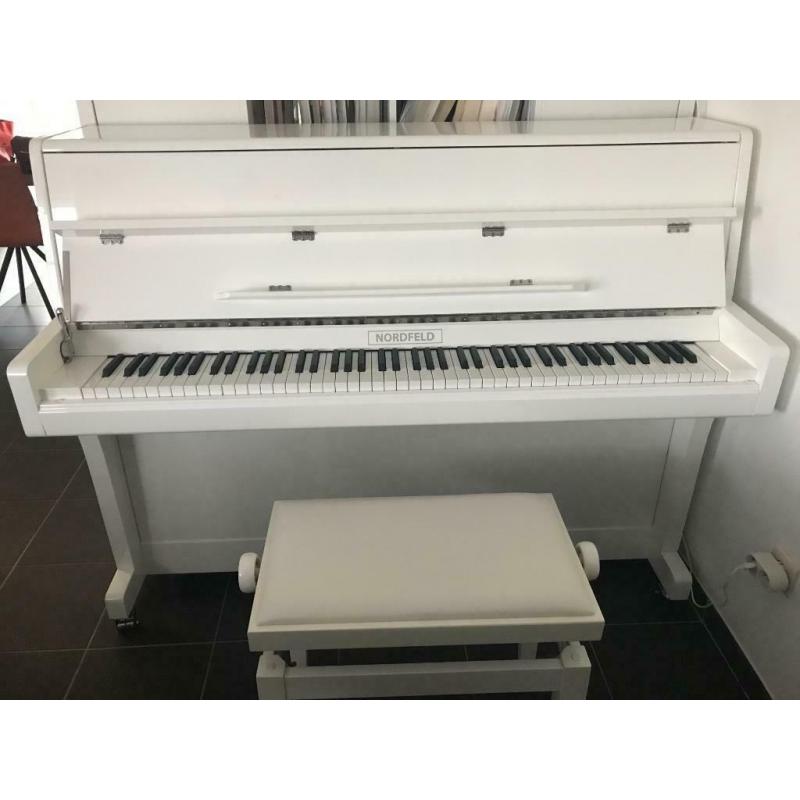 Piano Nordfeld Wit