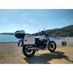 moto guzzi v7 stone
