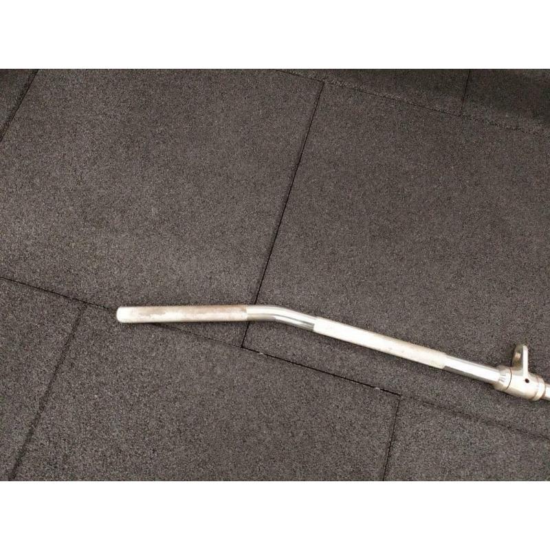 Lat pull down bar - stang