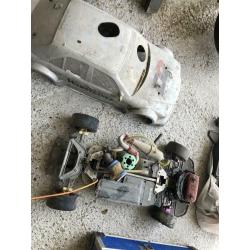 Voiture modélisme 1/8 tamya
